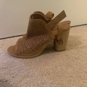 Universal Thread Booties